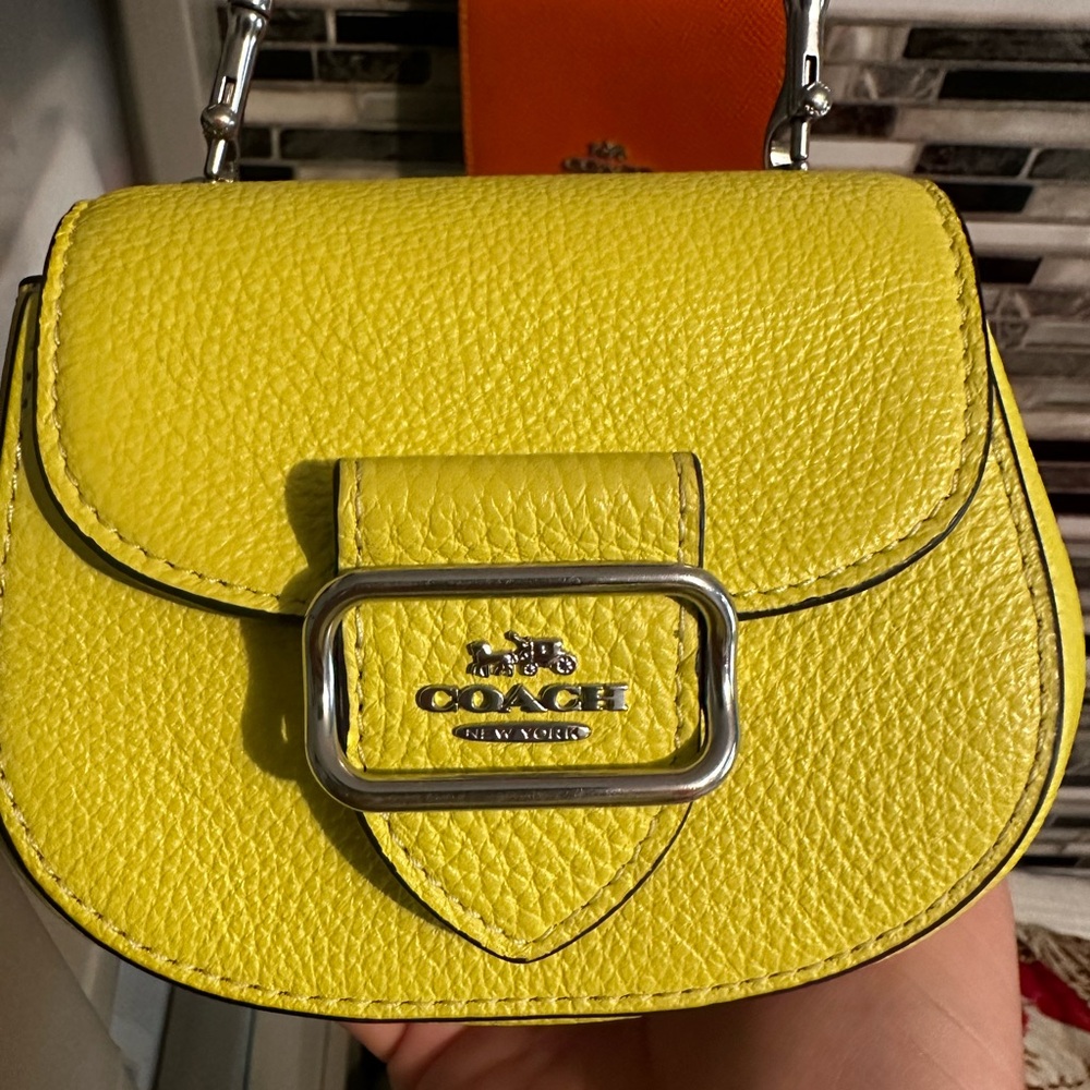 Coach chain in wallet authentic